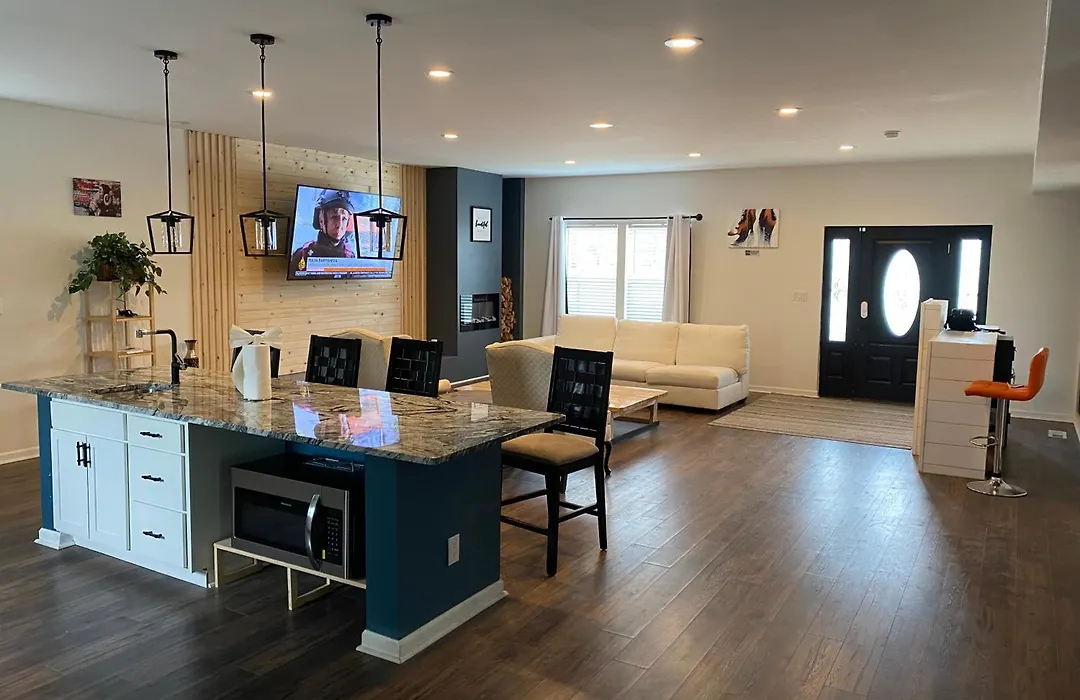 The Cg Suites-1
