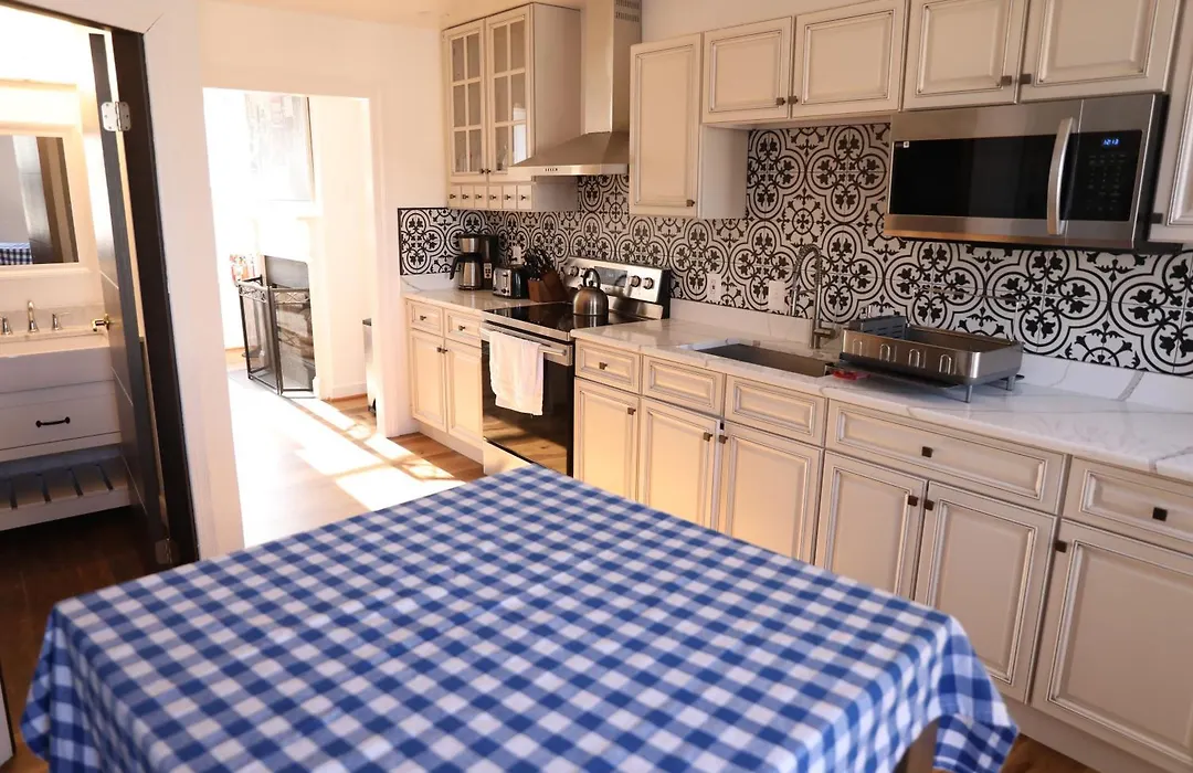 Duo Housing (Adults Only)-1