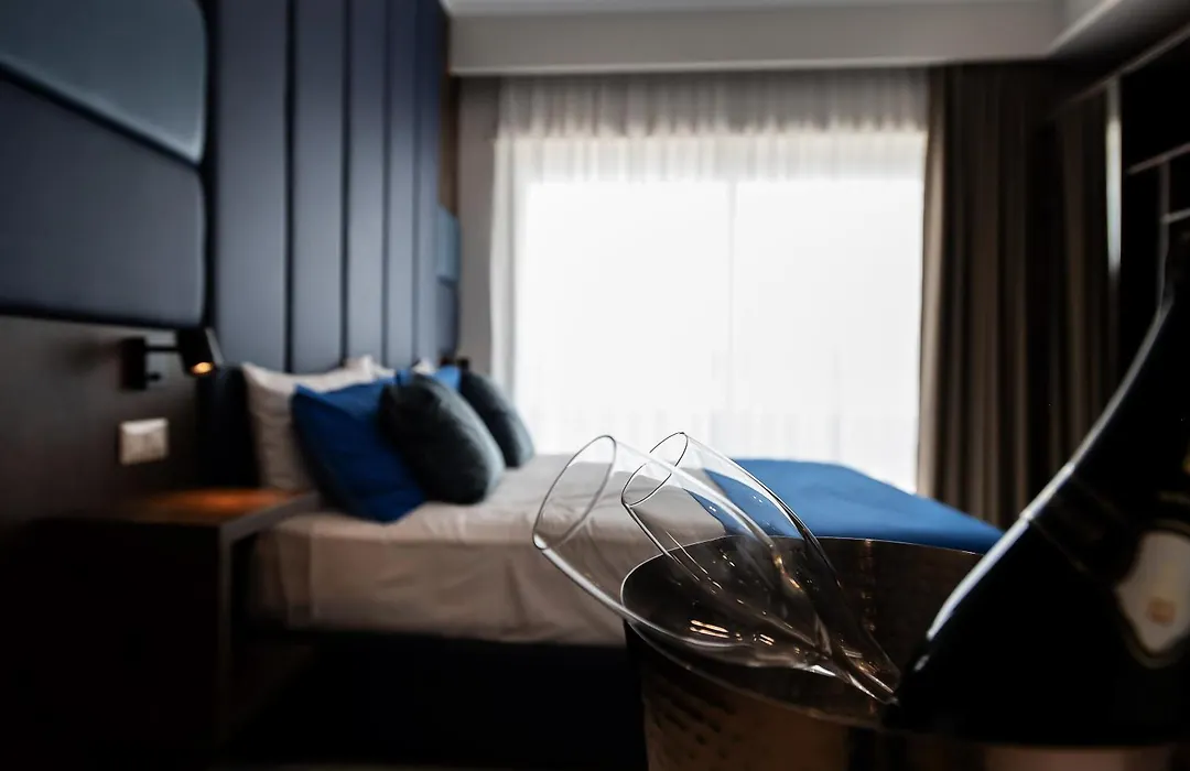 Imperatrice Suites-1