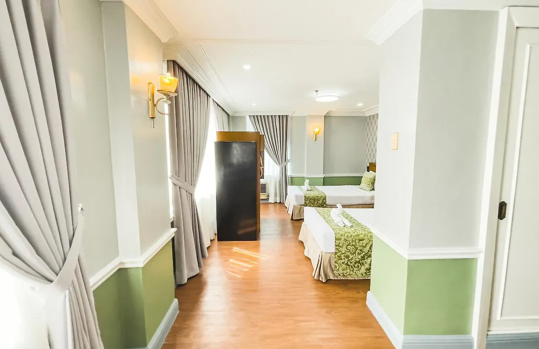 Miramar Hotel-1