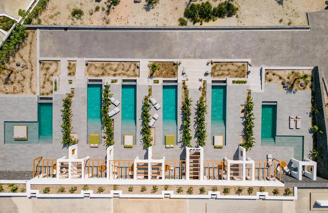 Numa Santorini-1