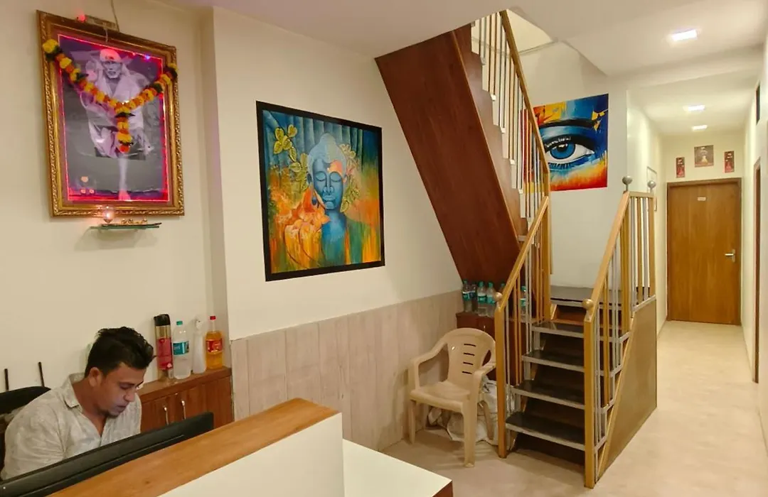 Hotel Beach Crown Juhu-1