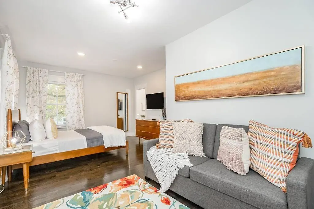 Spacious 5Br/5.5Ba Near Plaza & Museum-1