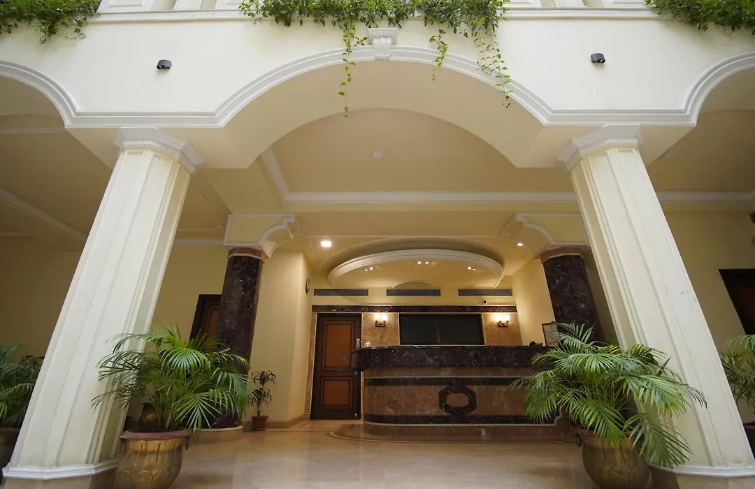 Hotel Arya-1