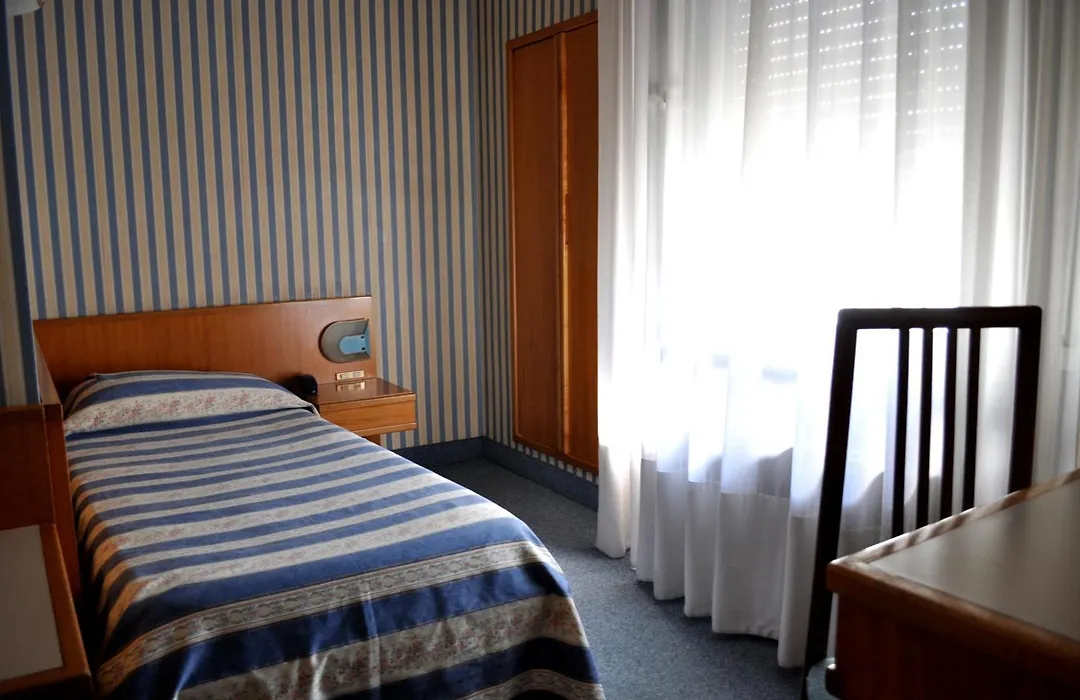 Hotel Garda-1