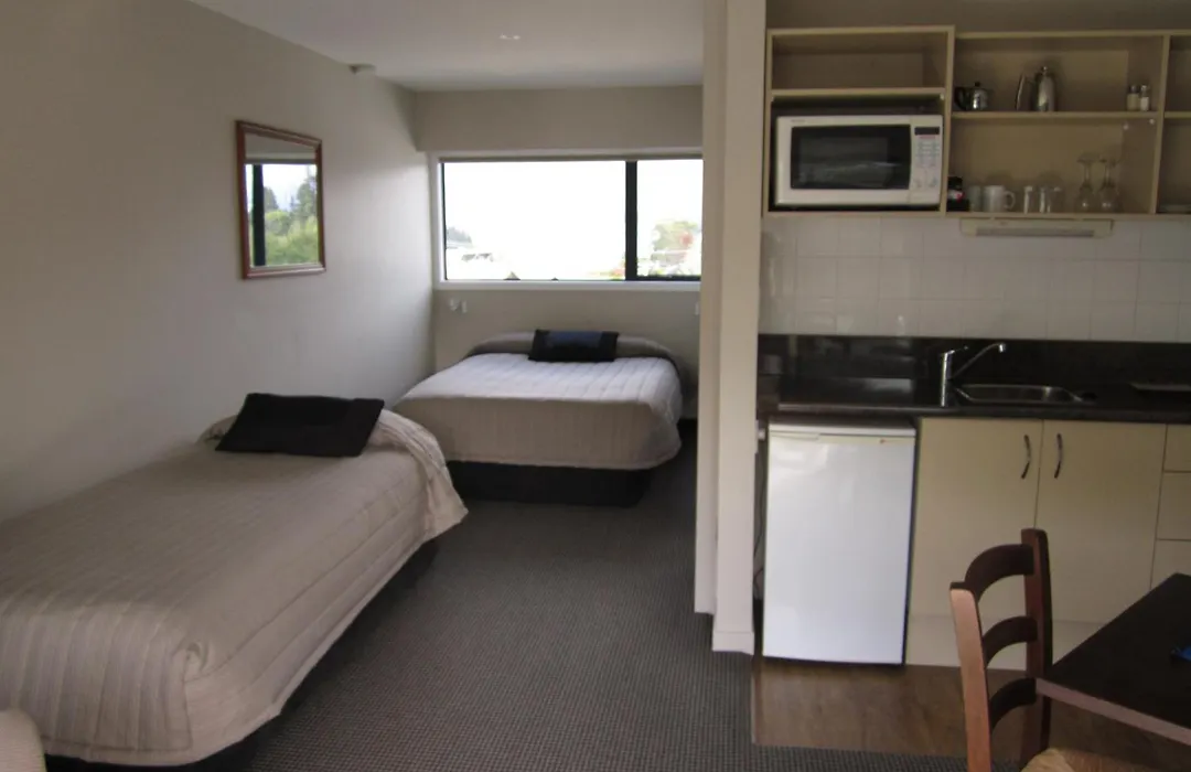 Four Seasons Motel-1