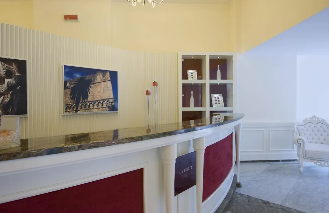 Jr Hotels Oriente Bari-1