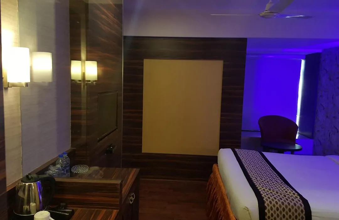 Privilege Inn-1
