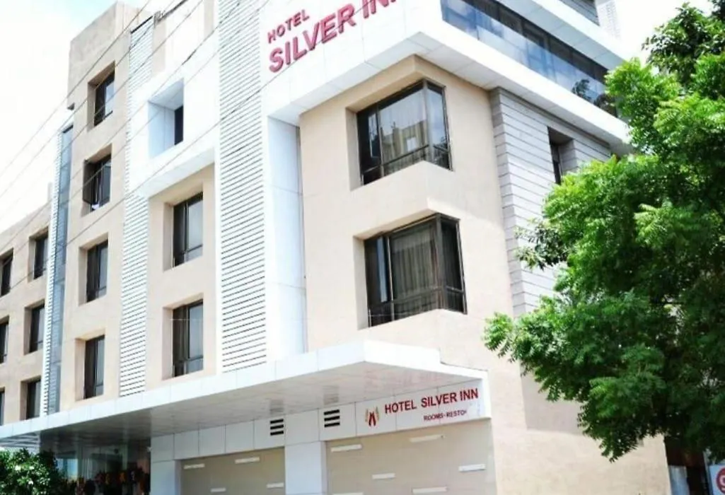Hotel Executive Silver Inn-1