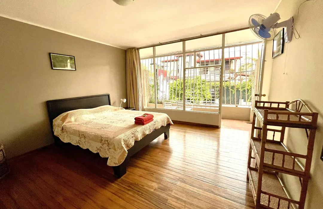 Costa Rica Guesthouse-1
