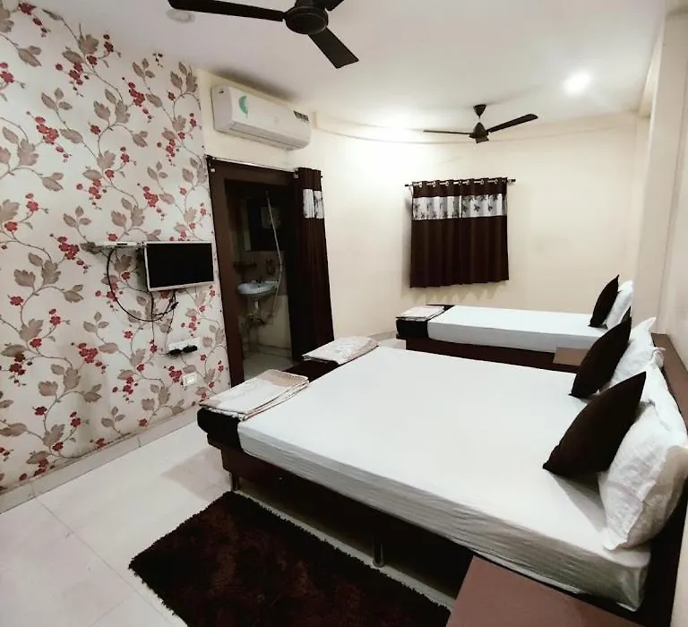 Gulmohar - By Mansi Service Apartment-1