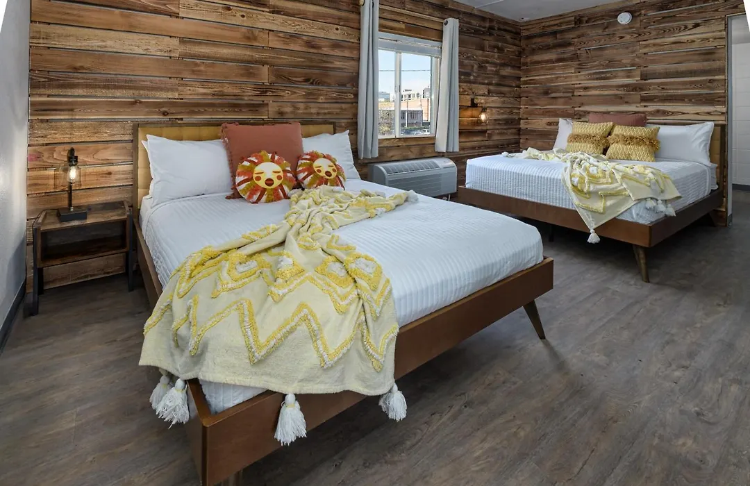 Bel Aire Motel-1