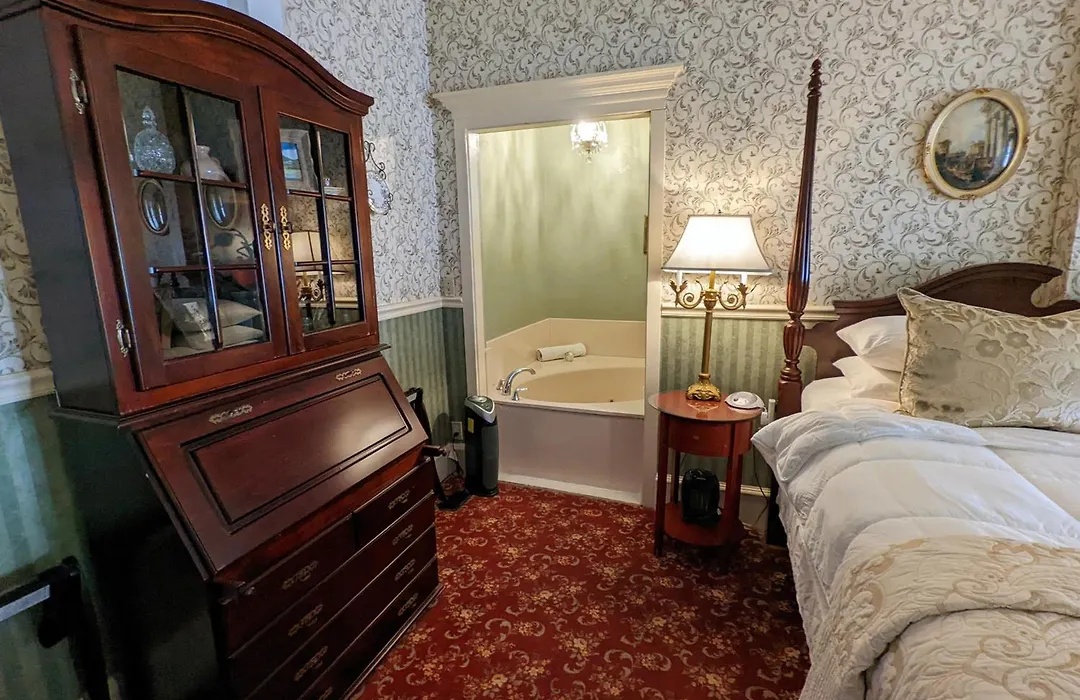 Old Powder House Inn-1