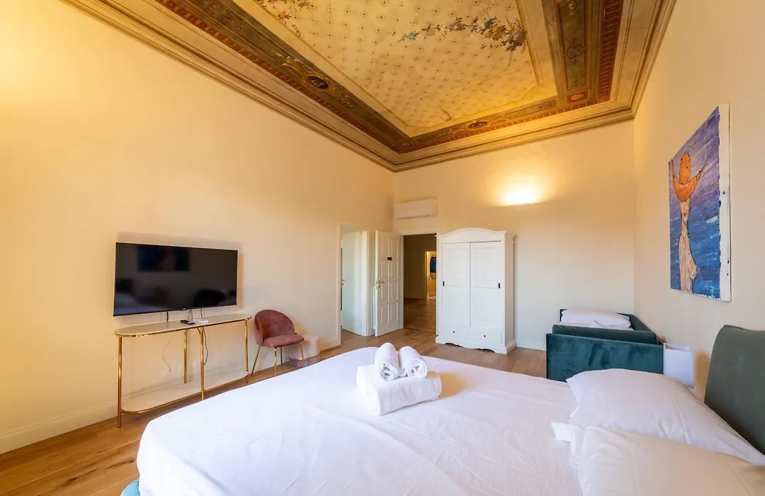 Residenza D'Epoca Palazzo Salviati Quaratesi-1
