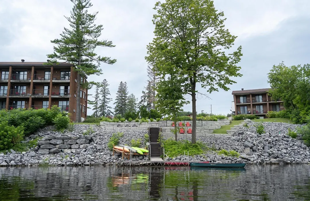 Ramada By Wyndham Ottawa On The Rideau-1