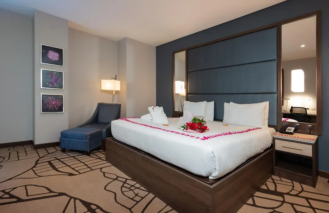 Hilton Garden Inn Bogota Airport-1