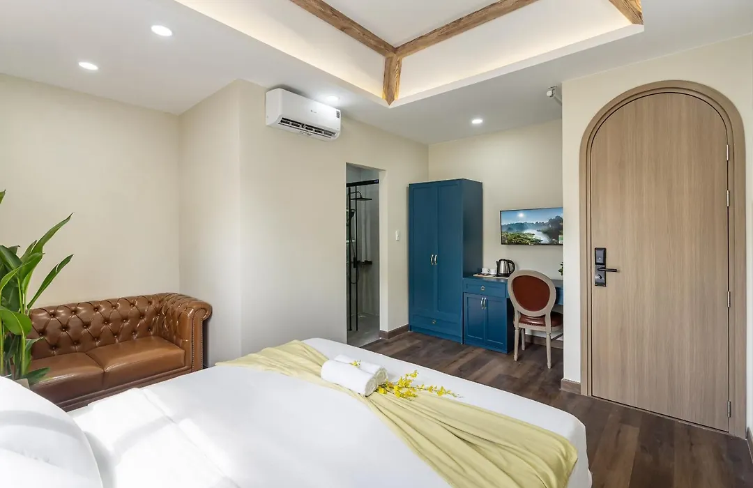 Jan Villa Saigon Oasis-1