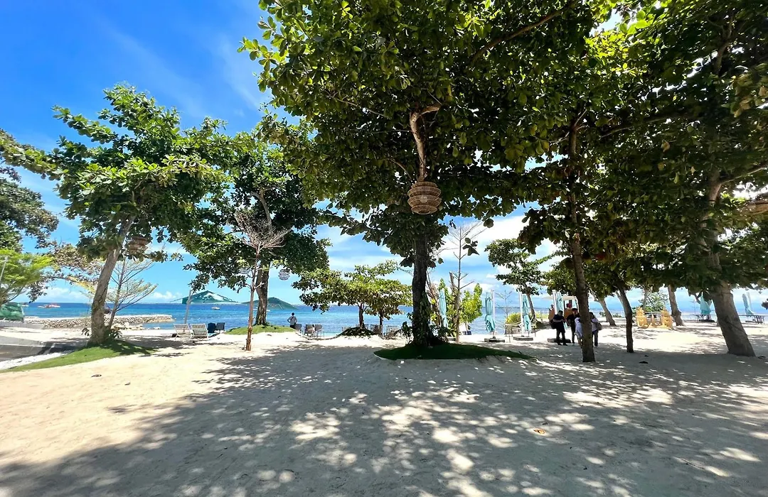 Tambuli Seaside Resort And Spa By Isla Stays-1