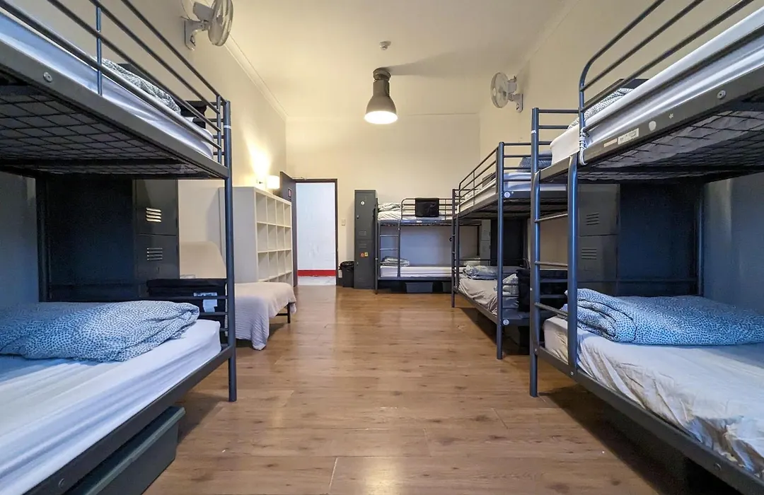 Ebs Sydney Hostel-1