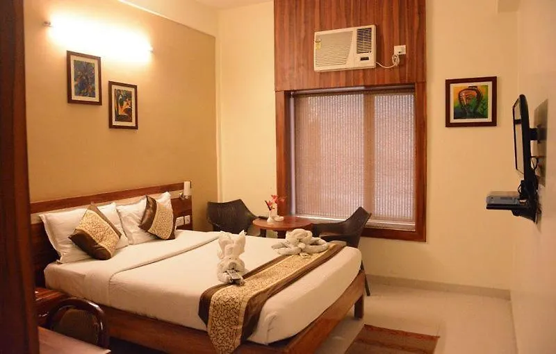 Hotel Eden Roc-1