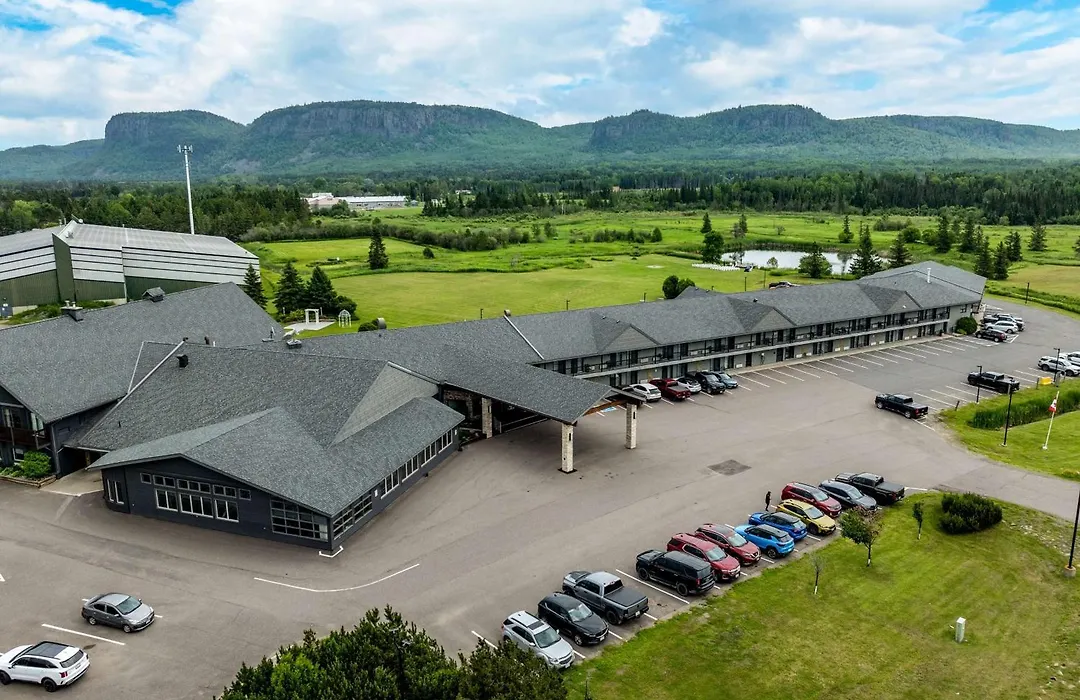 Best Western Plus Norwester Hotel & Conference Centre-1