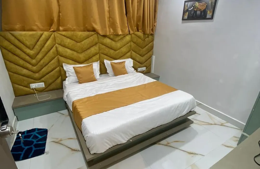 Hotel Hira Palace-1