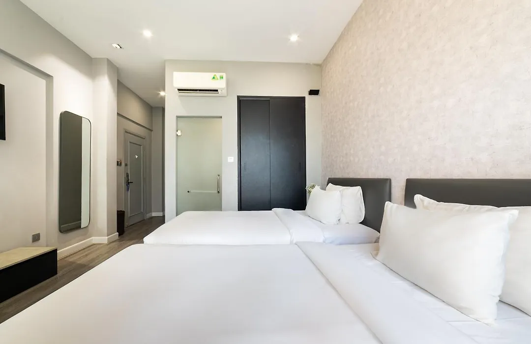 The Hotel Nicecy-1