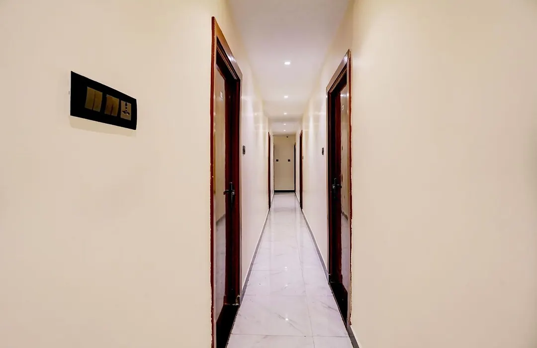 Hotel Airport Crown Andheri East, Mumbai-1