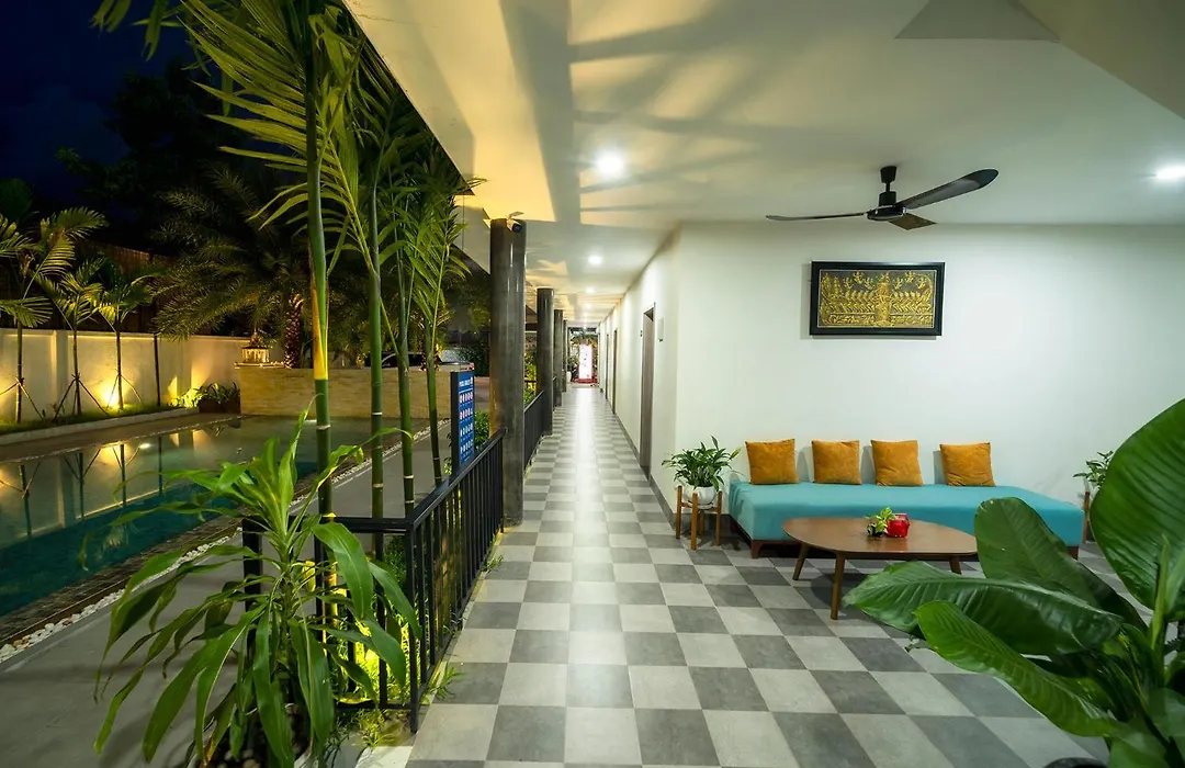 Lh Residence 752-1