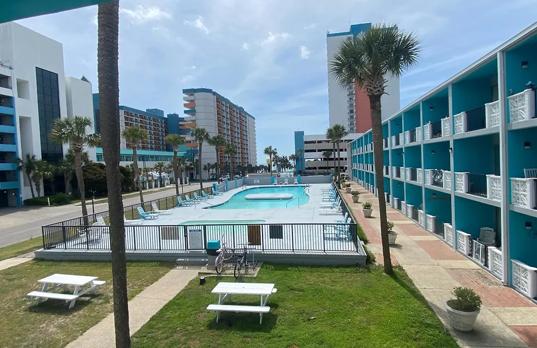 Wave Rider Resort-1