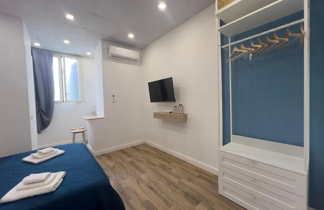 Aura Apartments Napoli-1