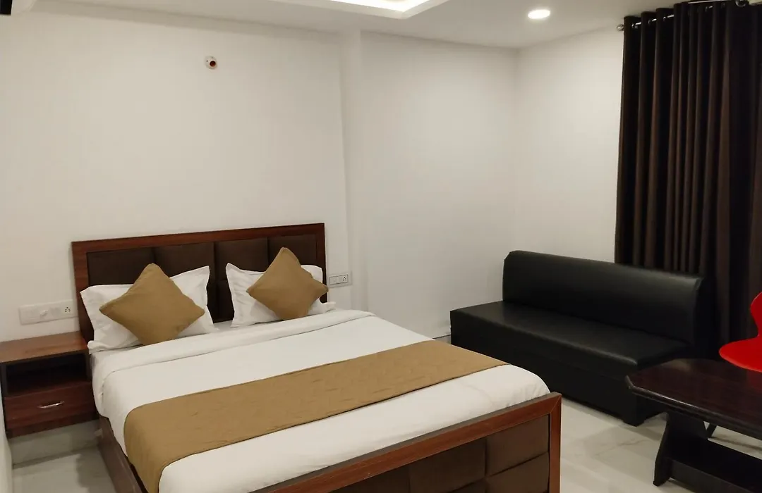Hotel Shiv-1