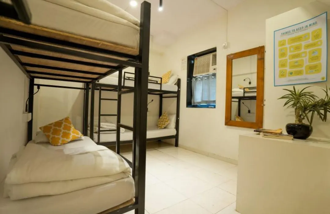 Locomo Hostel Express - Stay Work Eat-1
