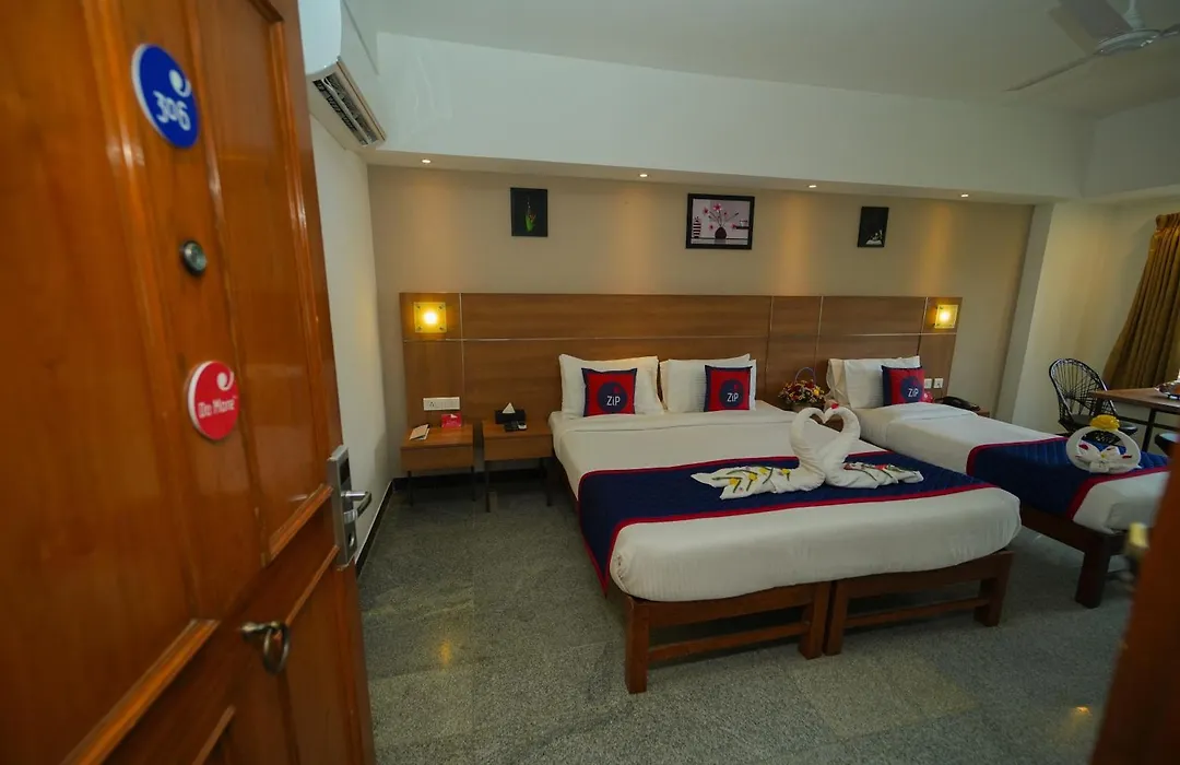 Zip By Spree Hotels Mangala International-1