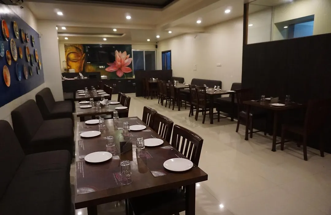 Hotel Yash Executive-1
