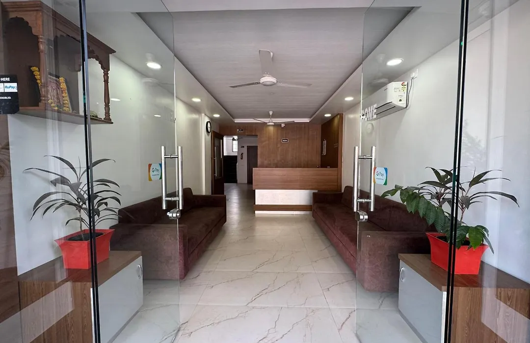 Hotel New Samrat-1