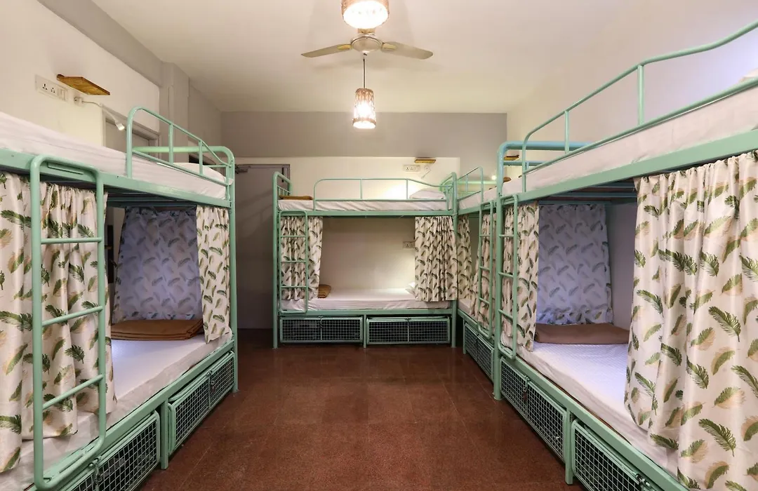 Hostel Mantra-1