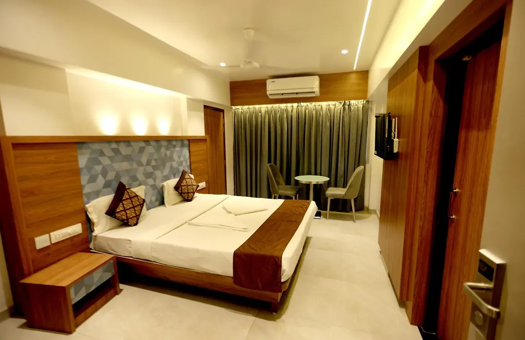 Host Inn International Marol-1