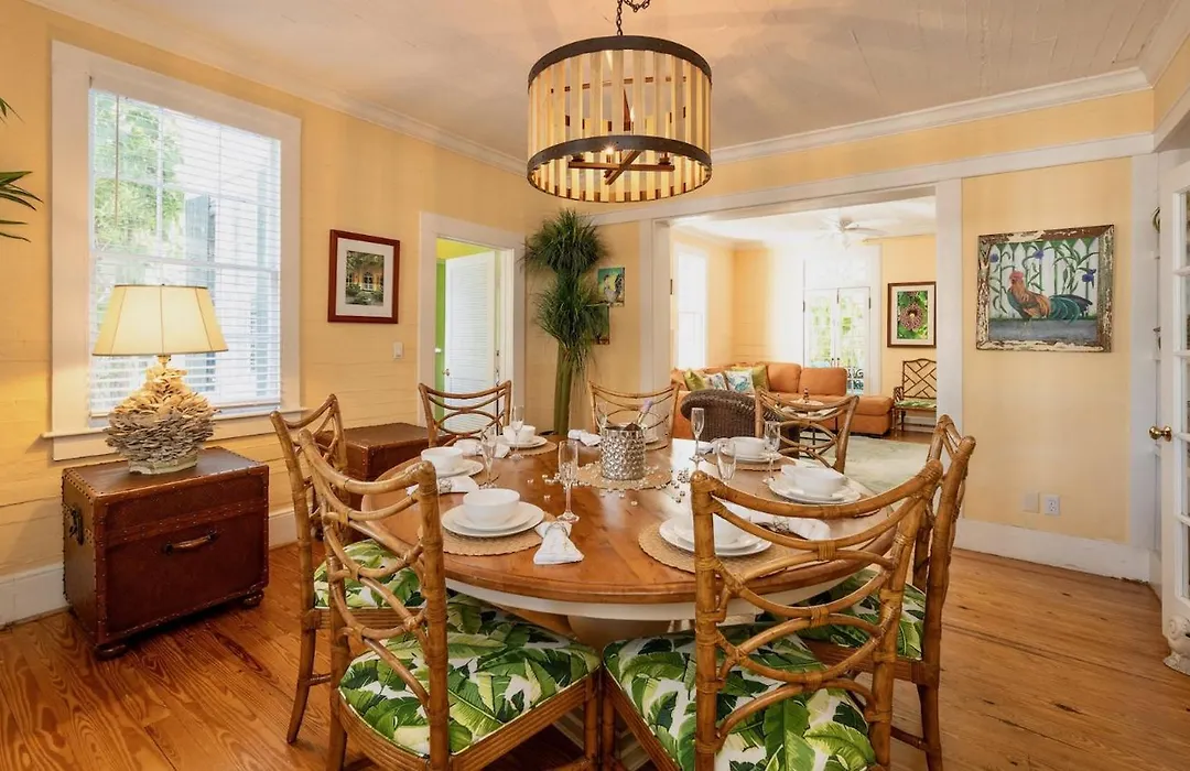 Casa Victoria By Last Key Realty-1