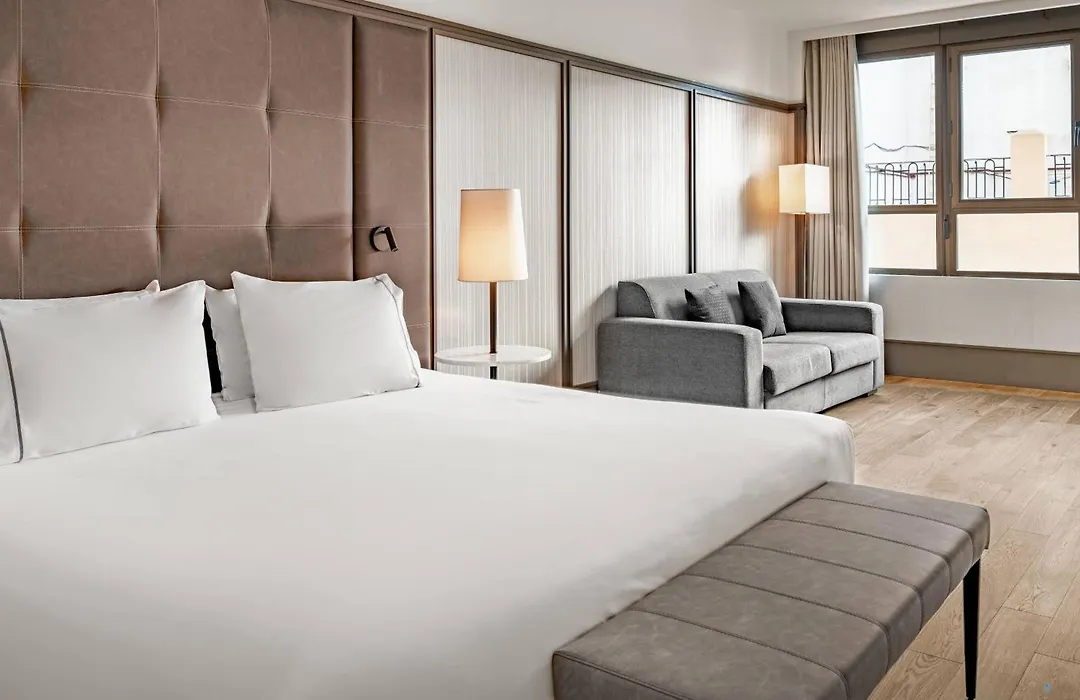 Ac Hotel Avenida De America By Marriott-1