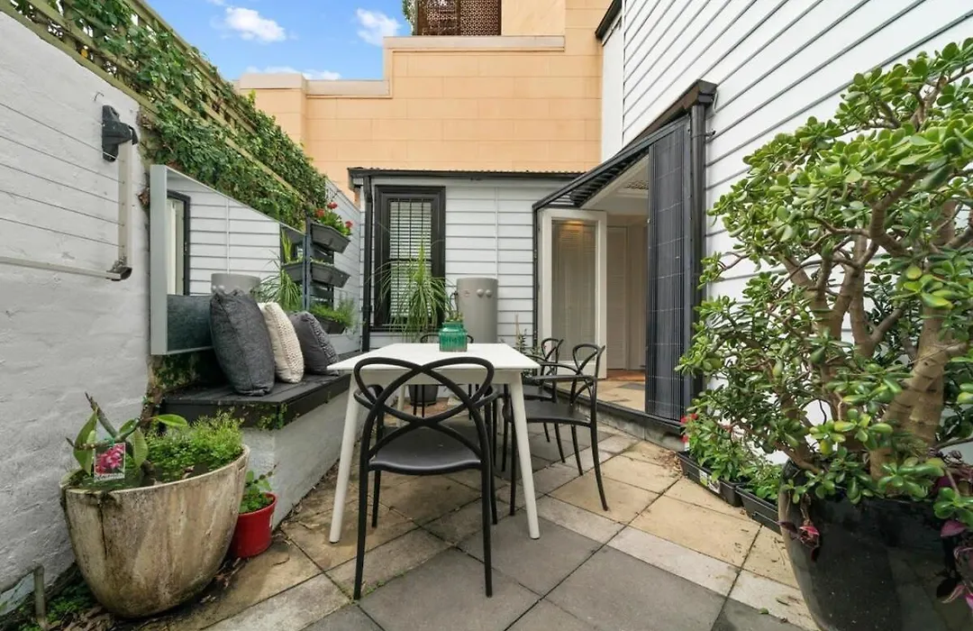 Perfect Laneway Terrace Surry Hills-1