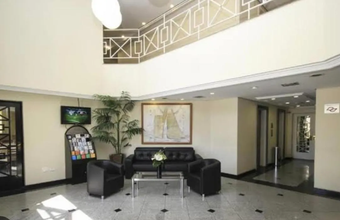 Flat Biena Ibirapuera Uh202-1