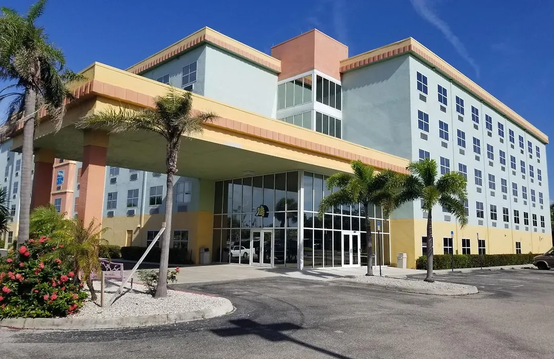 Allure Suites Of Fort Myers-1