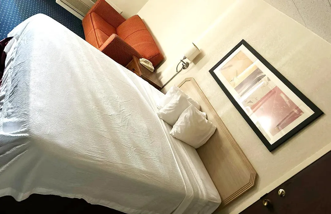 Blue Way Inn & Suites La Crosse-1