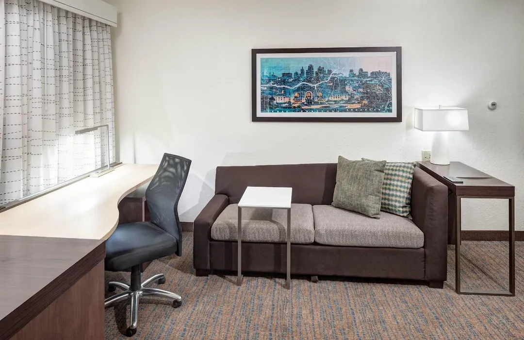 Residence Inn Kansas City Country Club Plaza-1