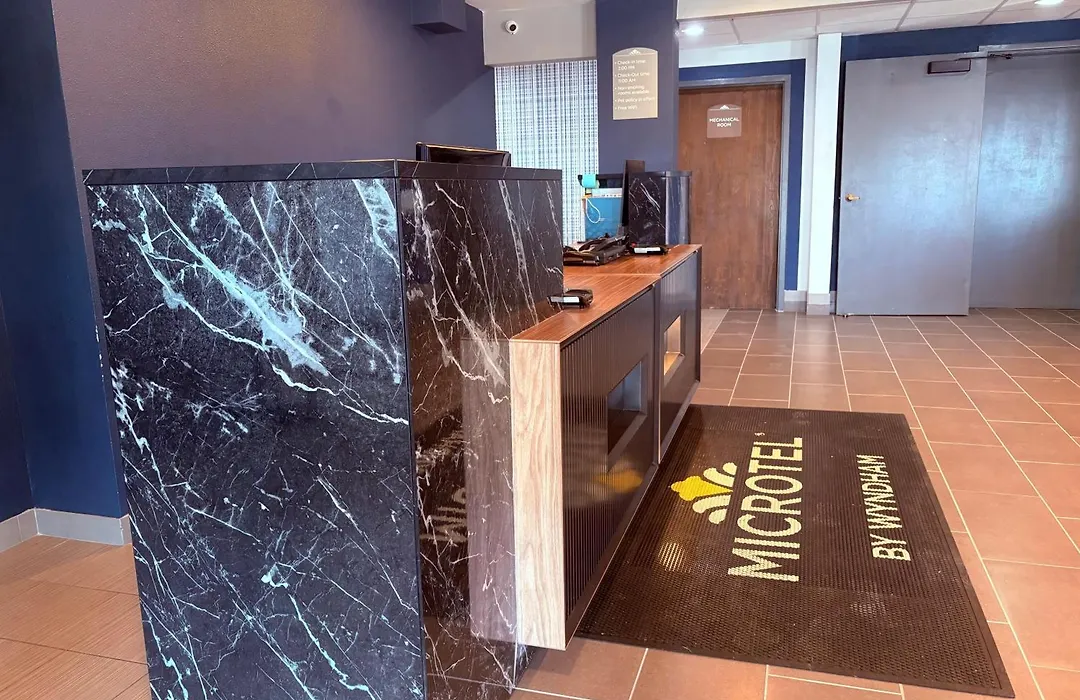 Microtel Inn & Suites By Wyndham Denver Airport-1