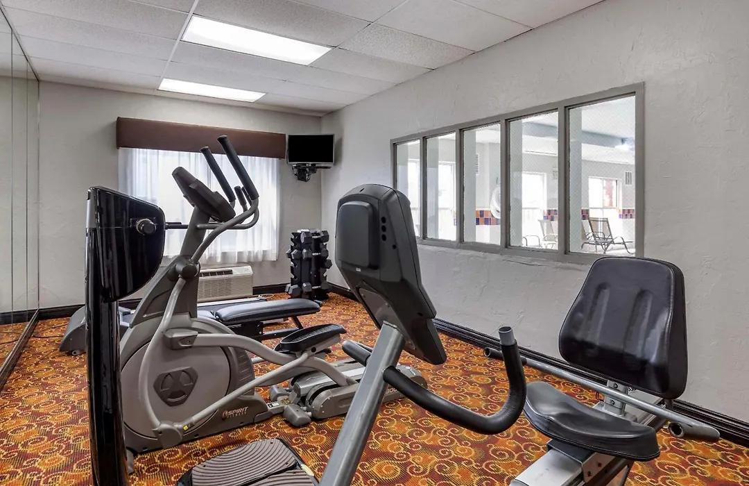 Quality Inn & Suites I-35 E-Walnut Hill-1