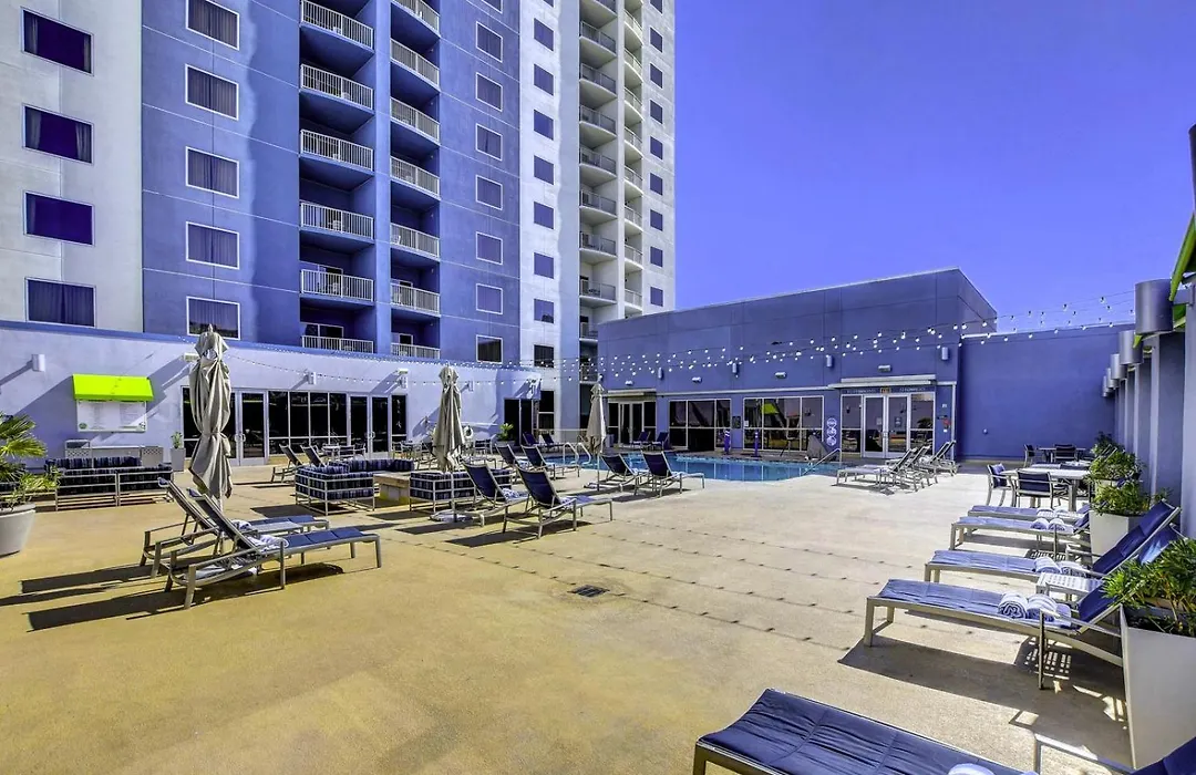 Sphere In 4K - Vintage Vegas Condo With Sphere And Strip Views!-1