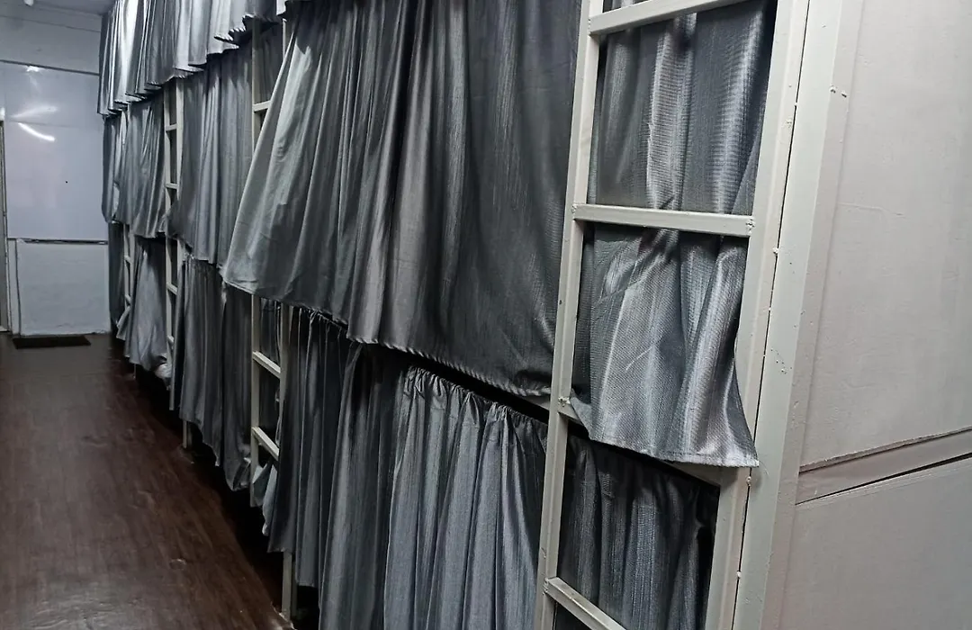Saffron Dormitory Goregaon East-1
