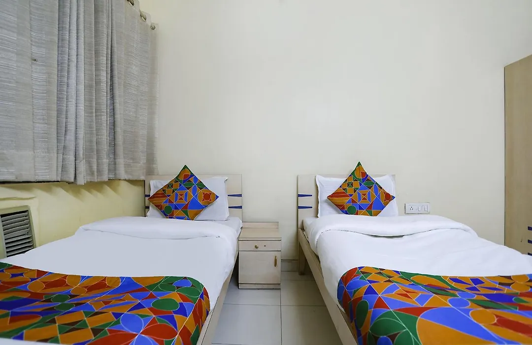 Hotel De Rajanigandha-1